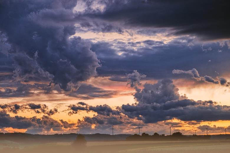 10265_clouds5416914_1280_969283.jpg 2