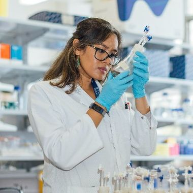 Dr Zahra Islam