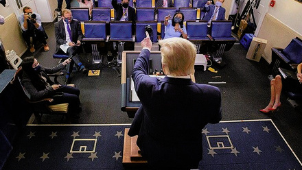 13421_white_house_press_briefing_50140845427_58243_crop.jpg